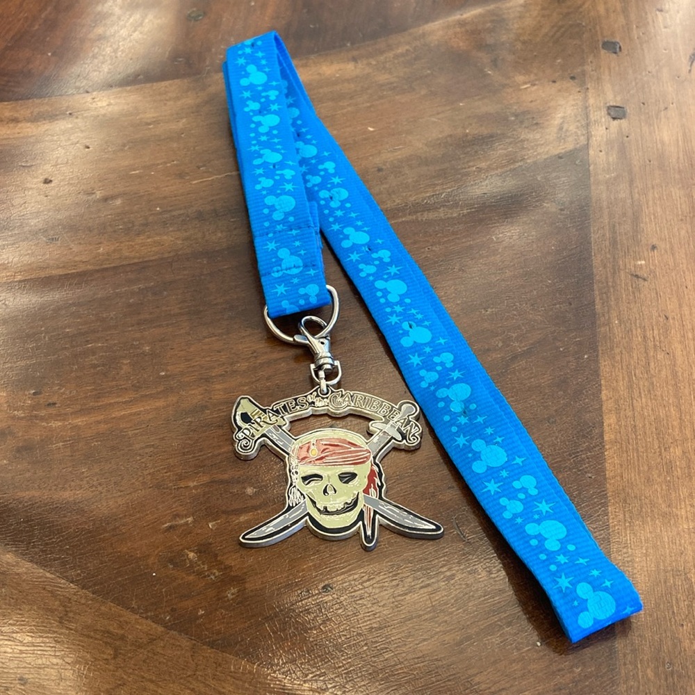 Walt Disney World Pin Keychain Holder